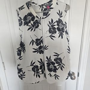 Vince Camuto size XL white blouse with black floral design, sleeveless